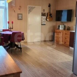 Продажа 2-комн квартиры на вторичном рынке Витебская улица,  д. 21