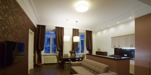 2-комн квартира Гагаринская ул,  д. 17