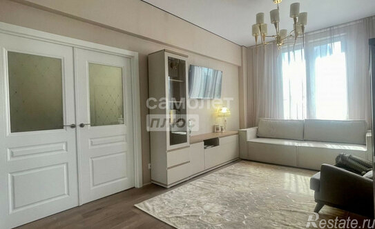 Продажа 2-комн квартиры на вторичном рынке ул Куусинена,  д. 7,  к. 1