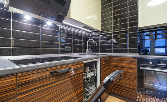 Продажа 1-комн квартиры на вторичном рынке Бугры, ул Тихая,  д. 1