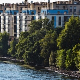 Продажа 1-комн квартиры на вторичном рынке Петровский пр-кт,  д. 24,  к. 2 стр 1