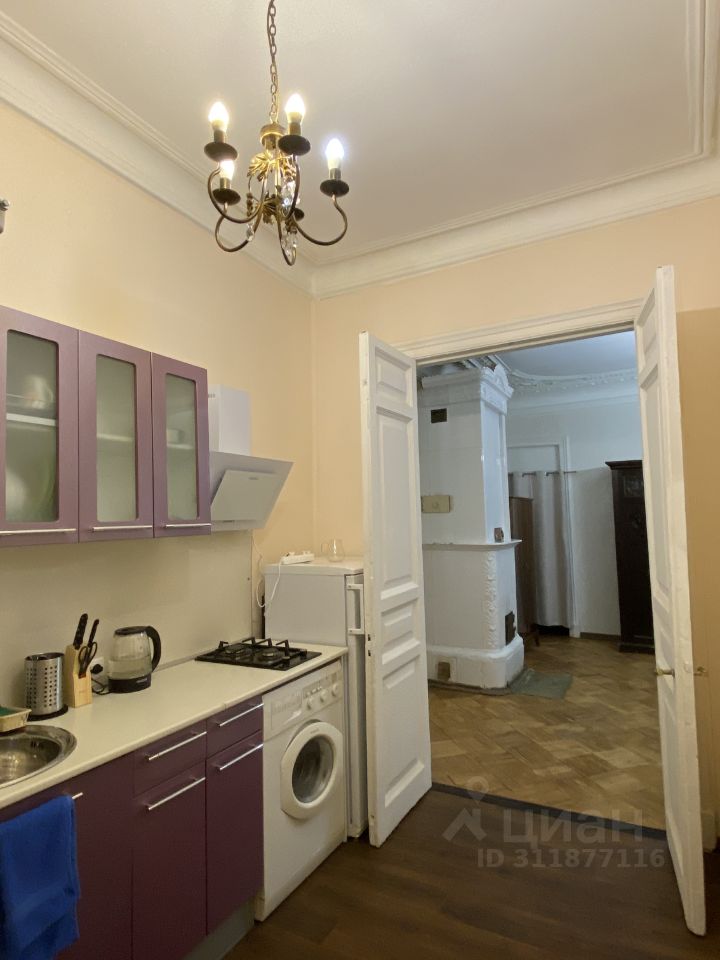 Аренда 2-комн квартиры на вторичном рынке Невский проспект, 134Б