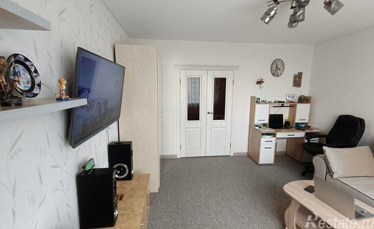 Продажа 3-комн квартиры на вторичном рынке улица Конёнкова,  д. 14