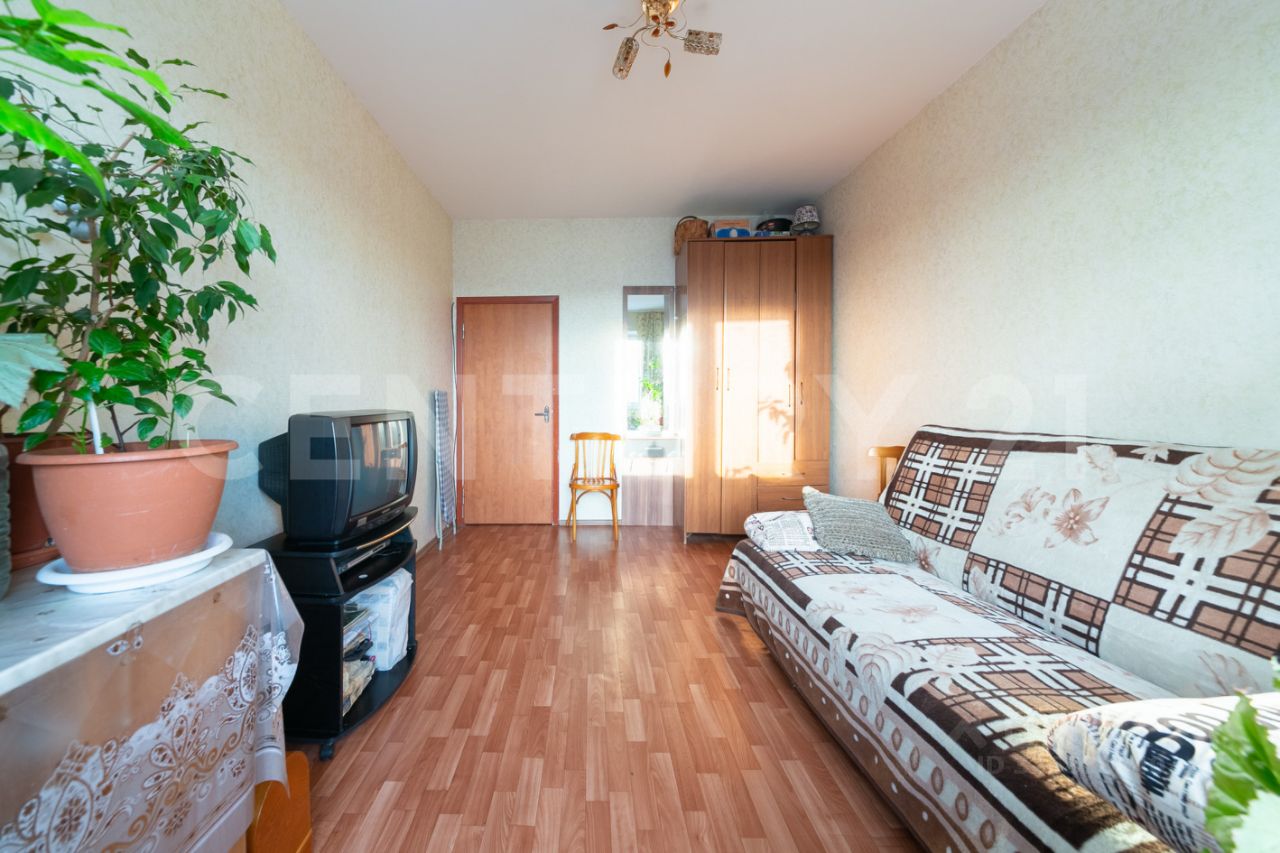 Продажа 3-комн квартиры на вторичном рынке проспект Героев, 26к2