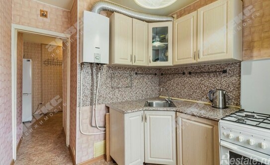 Продажа 3-комн квартиры на вторичном рынке Дрезденская улица,  д. 28