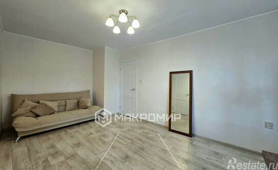 Продажа 2-комн квартиры на вторичном рынке Орджоникидзе ул,  д. 13