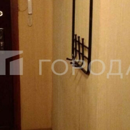 Продажа 3-комн квартиры на вторичном рынке ул Болотниковская,  д. 40,  к. 2