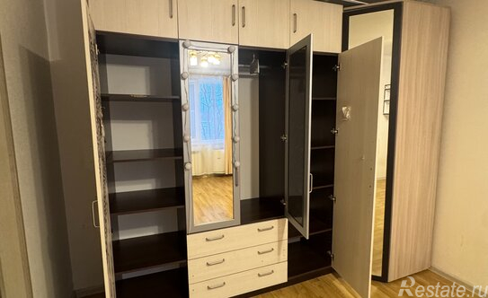 Продажа 1-комн квартиры на вторичном рынке Богатырский пр-кт,  д. 3,  к. 1