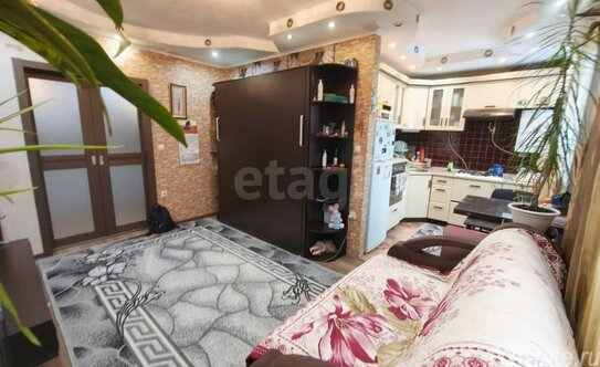 Продажа 2-комн квартиры на вторичном рынке Серпухов, Российская улица,  д. 38А