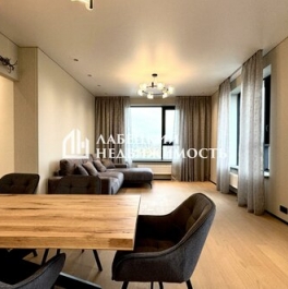 Продажа 3-комн квартиры на вторичном рынке улица Годовикова,  д. 11 к2