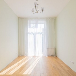 Продажа 2-комн квартиры на вторичном рынке улица Гастелло,  д. 10