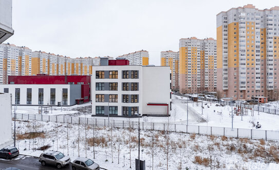 Продажа 1-комн квартиры на вторичном рынке проспект Королёва,  д. 69