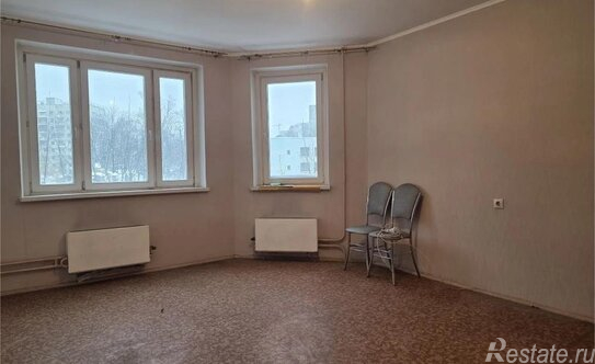 Продажа 2-комн квартиры на вторичном рынке улица Новаторов,  д. 10 к2