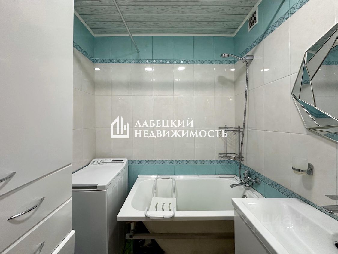 Продажа 2-комн квартиры на вторичном рынке Всеволожск, улица Шишканя, 17