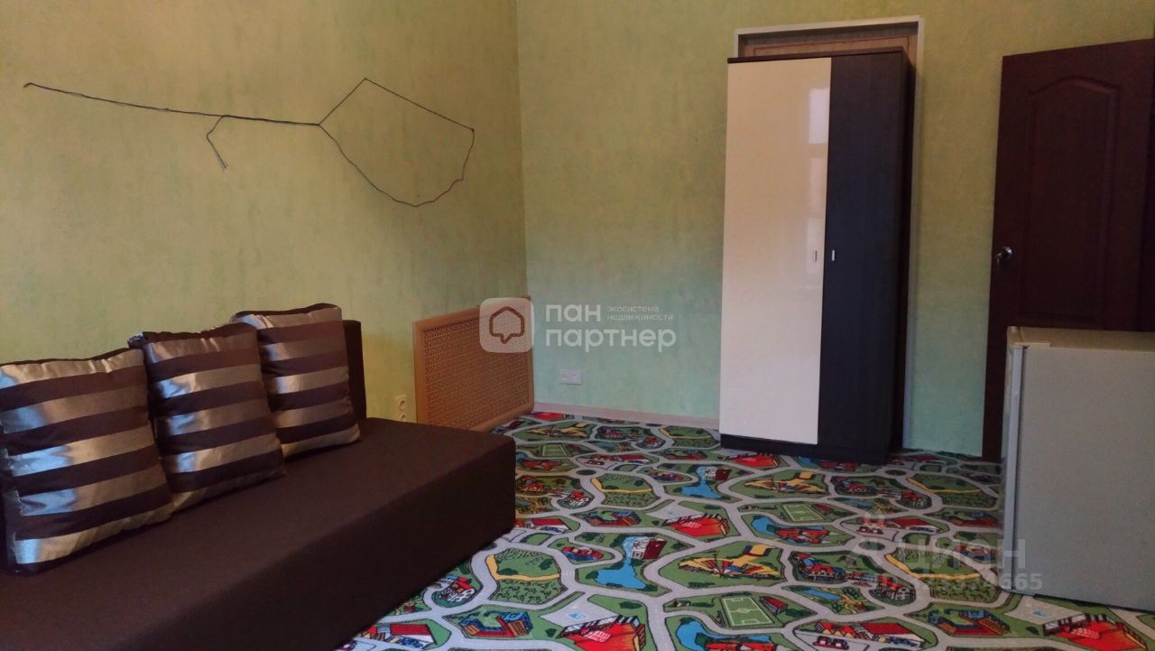Продажа 3-комн квартиры на вторичном рынке Невский проспект, 136