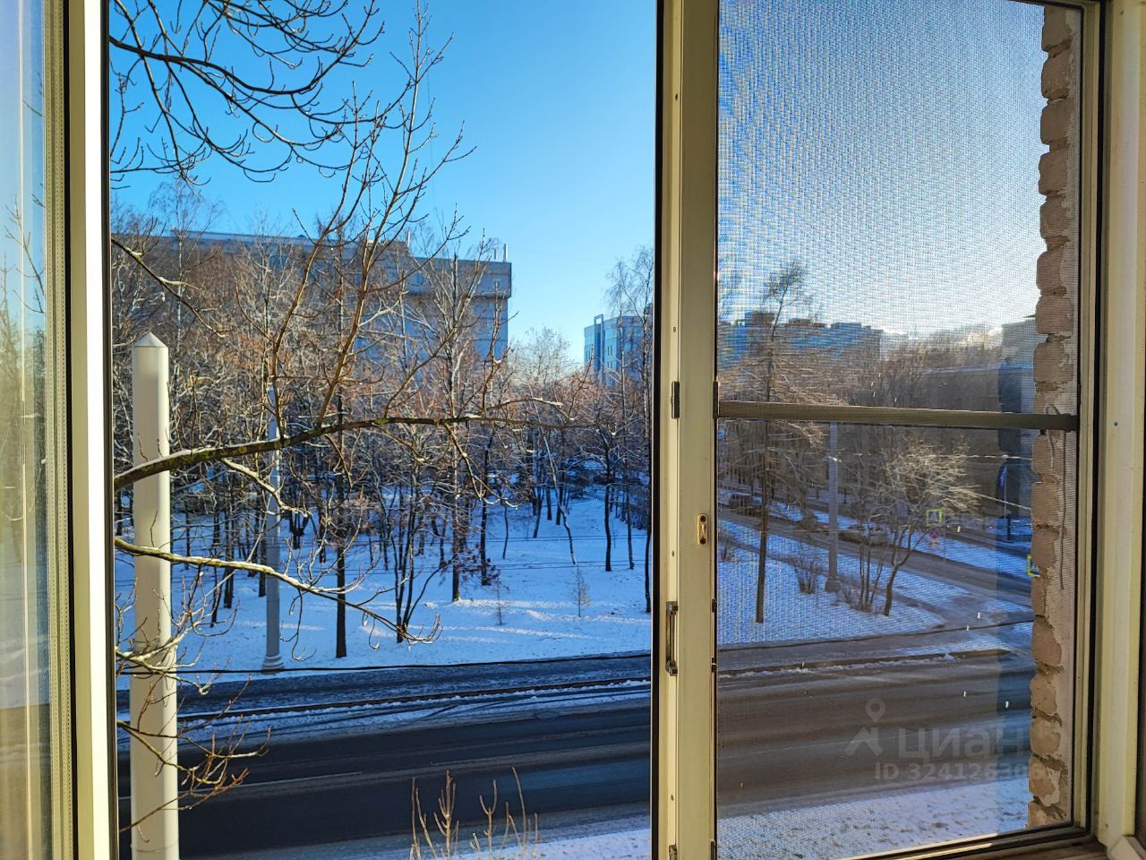 Продажа 2-комн квартиры на вторичном рынке улица Курчатова, 6