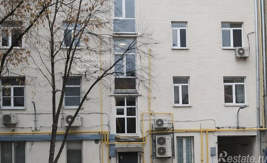 Продажа 3-комн квартиры на вторичном рынке Никитский б-р,  д. 25