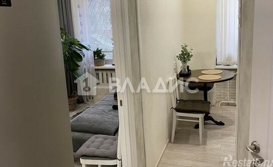 Продажа 2-комн квартиры на вторичном рынке Витебский пр-кт,  д. 33 к1