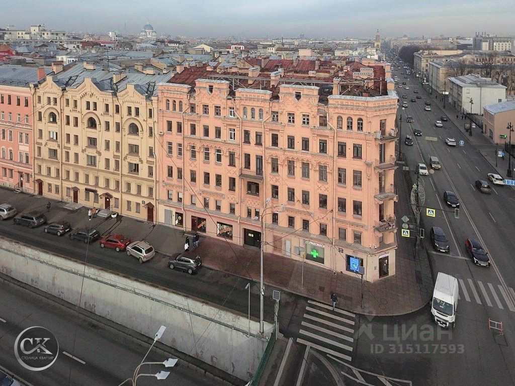 Продажа 2-комн квартиры на вторичном рынке Московский проспект, 63