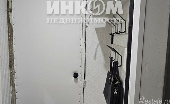 Продажа 1-комн квартиры на вторичном рынке улица Михайлова,  д. 25