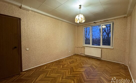 Продажа 2-комн квартиры на вторичном рынке Большевиков пр-кт,  д. 71,  к. 2