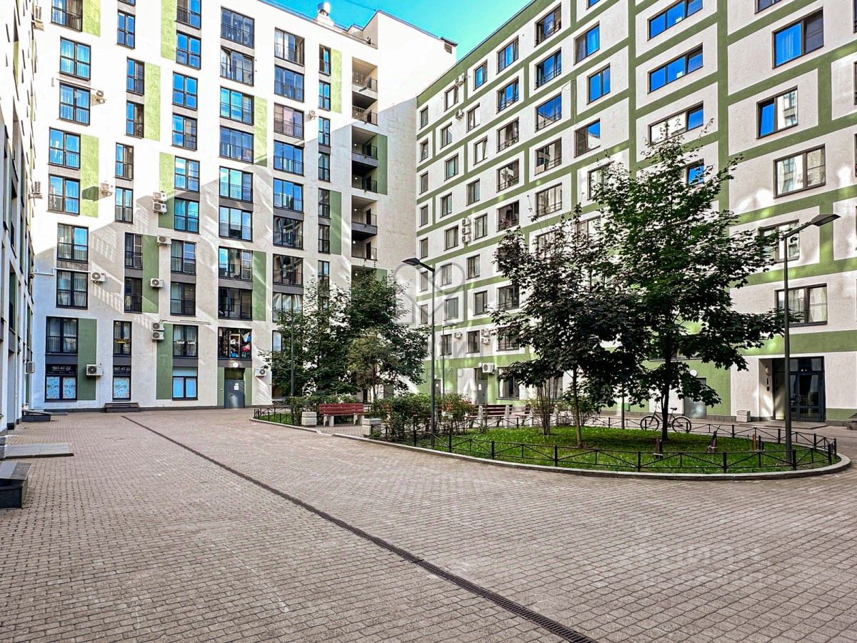 Продажа 3-комн квартиры на вторичном рынке Кременчугская улица, 11к2