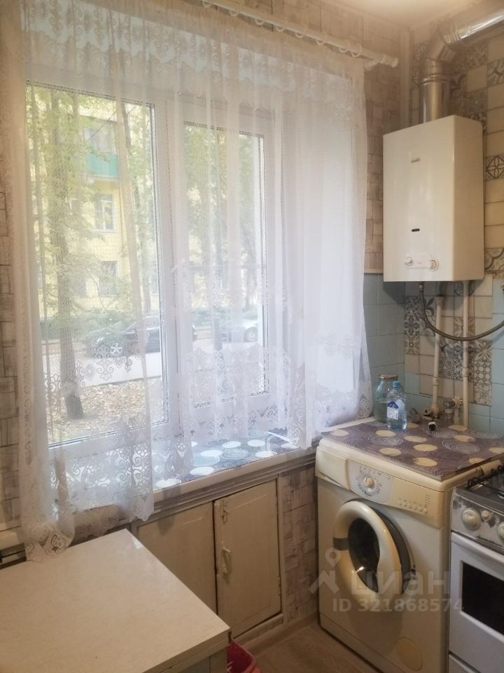 Аренда 2-комн квартиры на вторичном рынке пос. Калинина, Люберцы,  д. 92