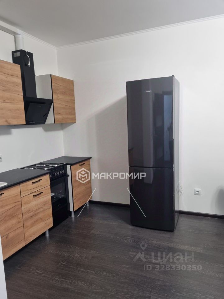 Аренда 2-комн квартиры на вторичном рынке проспект Авиаконструкторов, 67к1