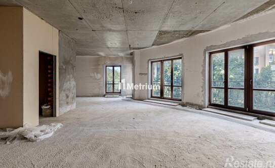 Продажа 4-комн квартиры на вторичном рынке Никитская Б. ул,  д. 45