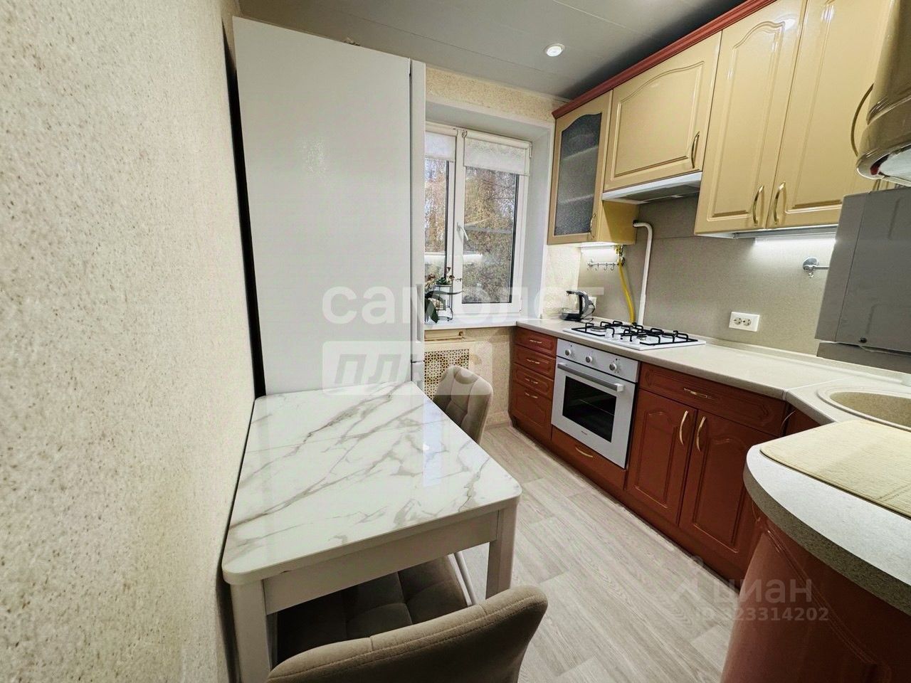 Продажа 2-комн квартиры на вторичном рынке Щелково, улица Космодемьянская, 17к2