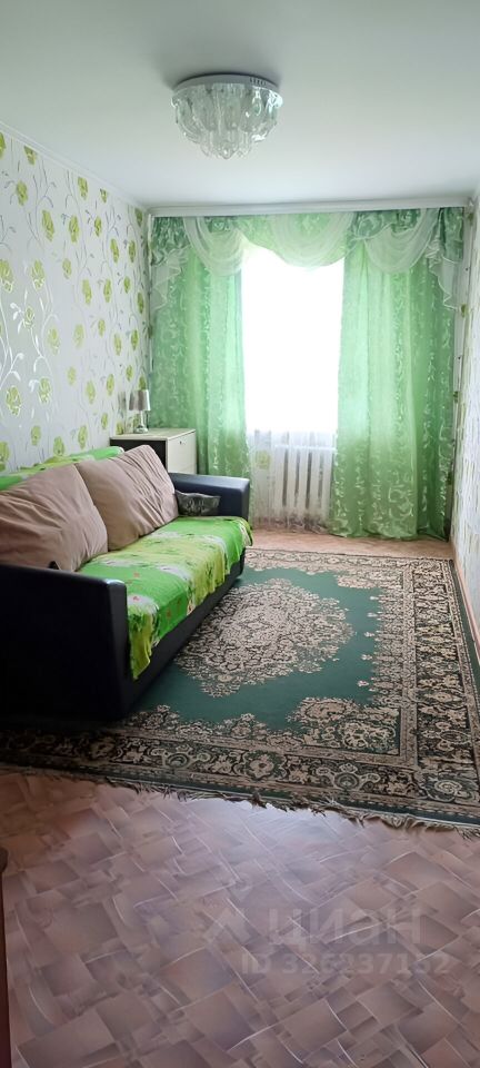 Продажа 2-комн квартиры на вторичном рынке пос. Приозерный, улица Центральная, 5А