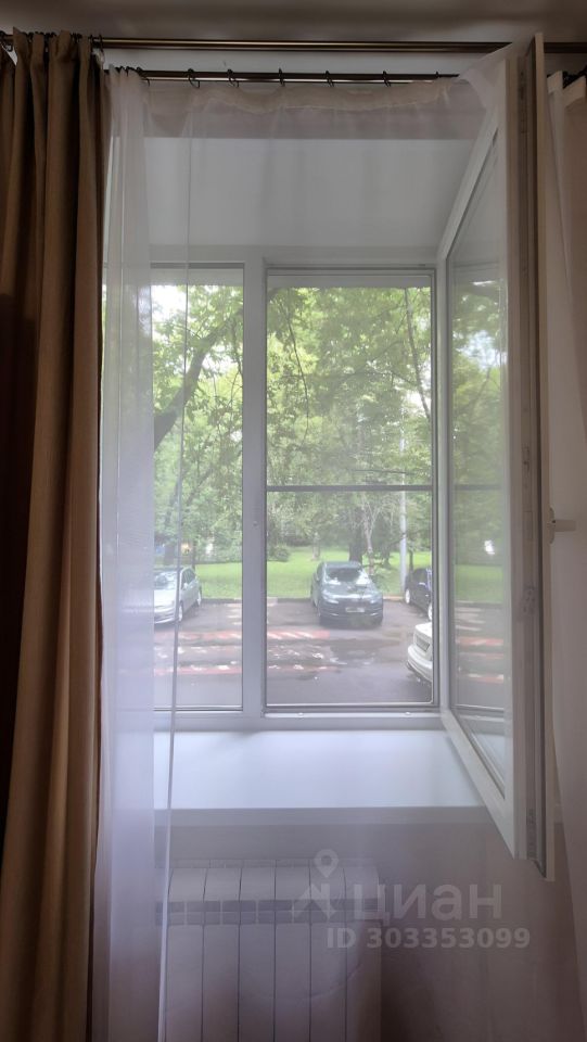 Продажа 2-комн квартиры на вторичном рынке 2-я Радиаторская улица, 12