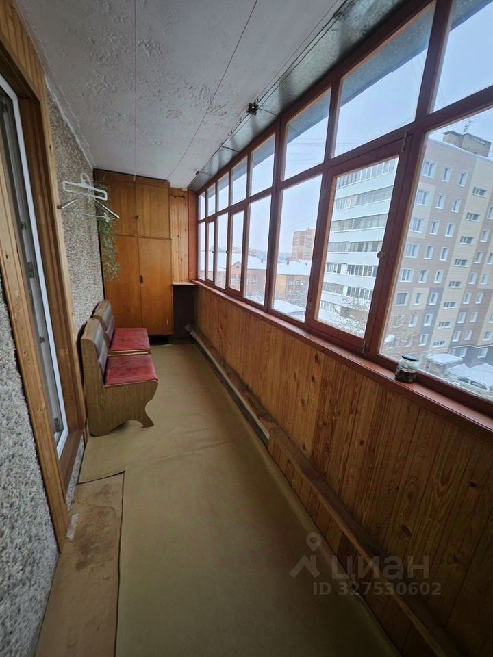 Продажа 2-комн квартиры на вторичном рынке Центральный мкр, улица Корнеева, 40