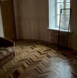 Продажа 3-комн квартиры на вторичном рынке Морская Б. ул,  д. 11