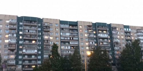 3-комн квартира Кузнецова просп.,  д. 17