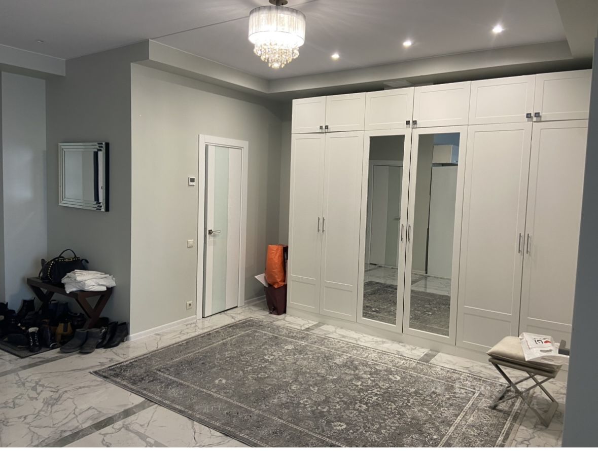 Продажа 2-комн квартиры на вторичном рынке Мосфильмовская улица, 74Б