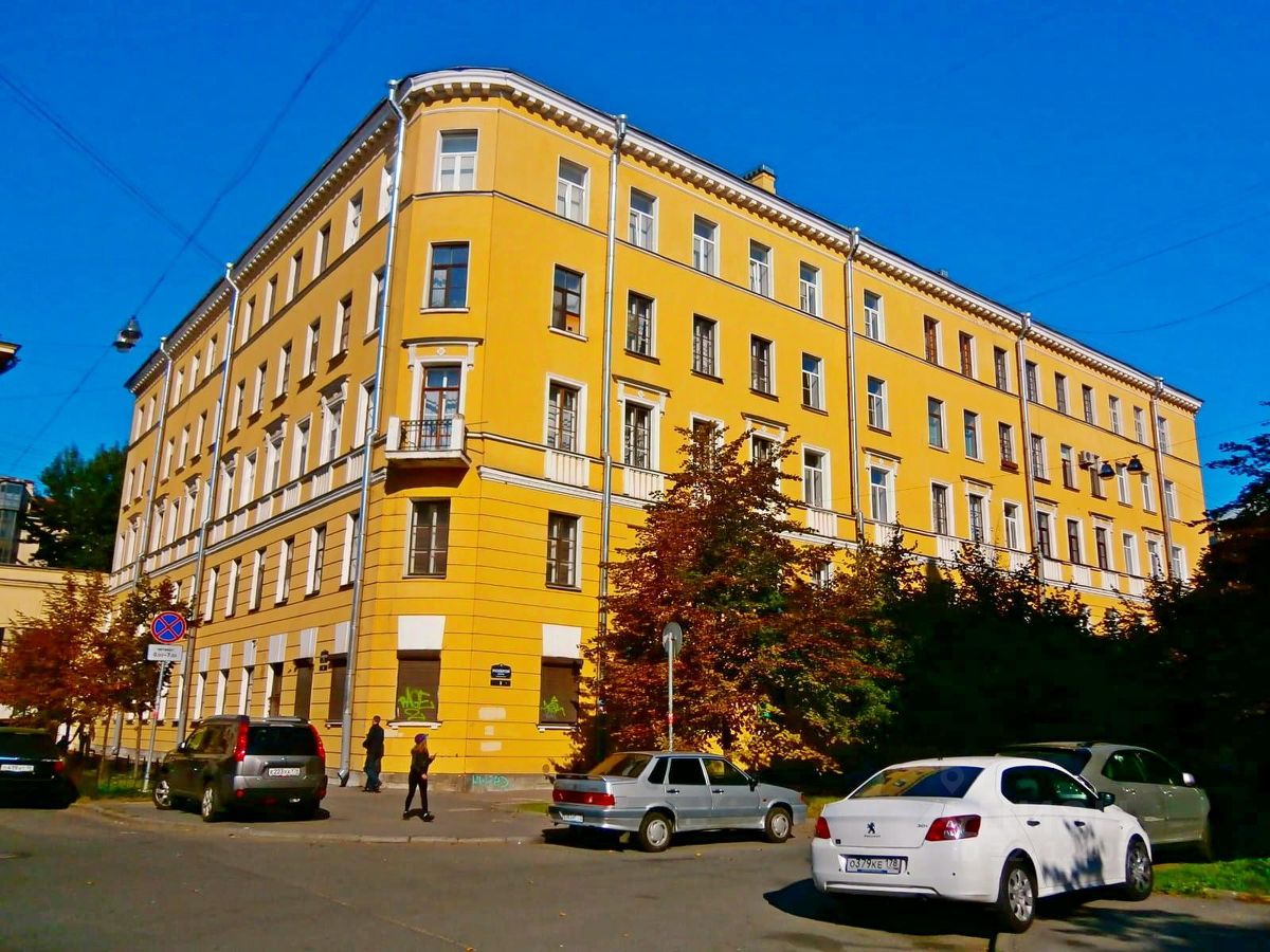 Продажа 2-комн квартиры на вторичном рынке 6-я Советская улица, 18