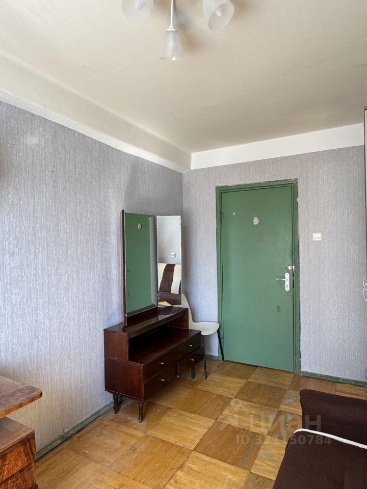 Продажа 3-комн квартиры на вторичном рынке улица Уточкина, 5