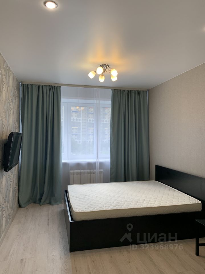 Продажа 1-комн квартиры на вторичном рынке Красногорск, бульвар Красногорский, 23к1