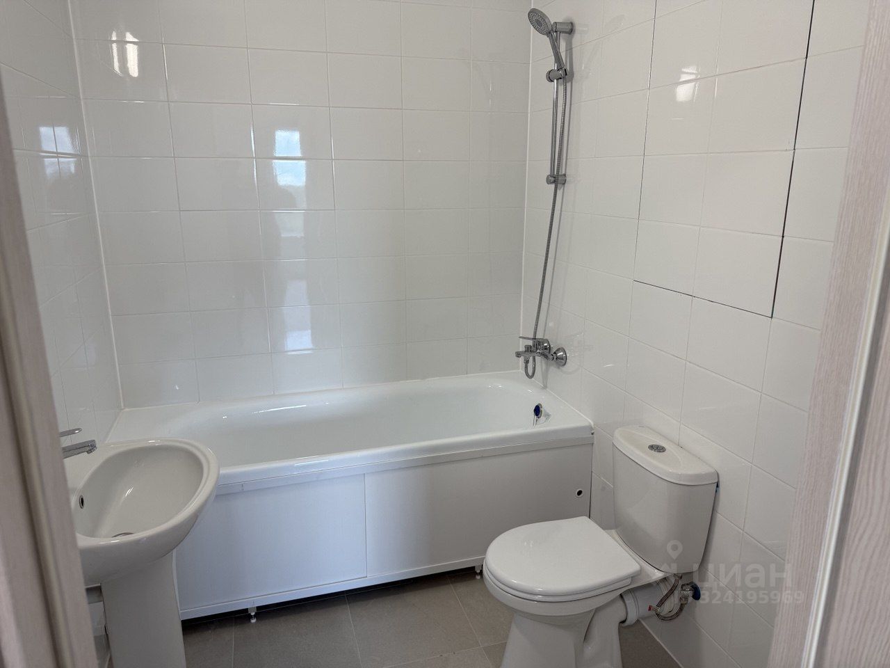 Продажа 3-комн квартиры на вторичном рынке Кусковская улица, 12/1