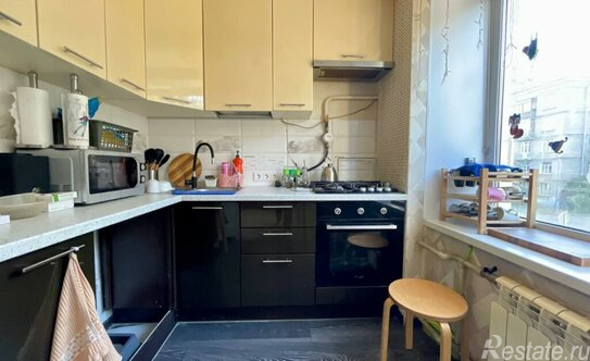 Продажа 3-комн квартиры на вторичном рынке улица Васи Алексеева