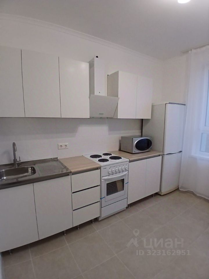 Аренда 2-комн квартиры на вторичном рынке Профсоюзная улица, 33