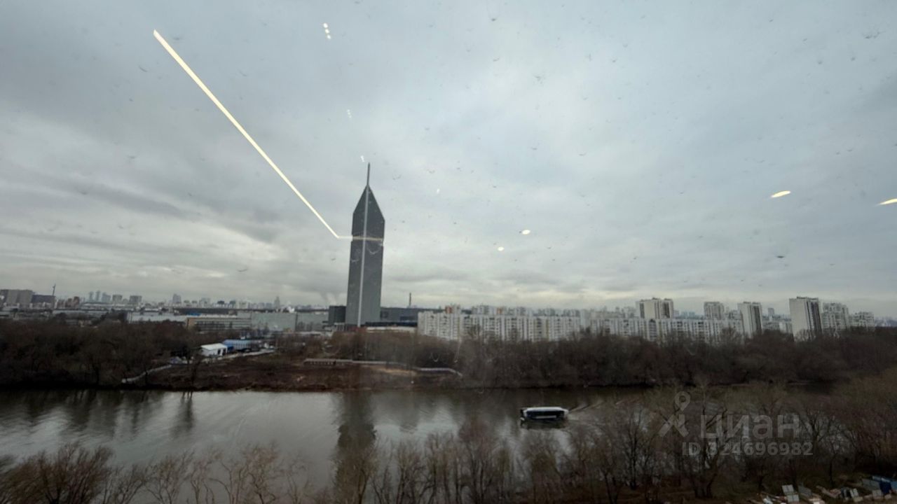 Продажа 4-комн квартиры на вторичном рынке Шелепихинская набережная, 42к1