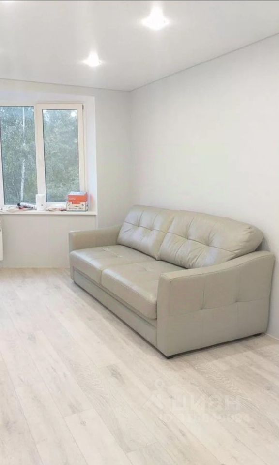 Продажа 3-комн квартиры на вторичном рынке Кузнецовская улица, 18