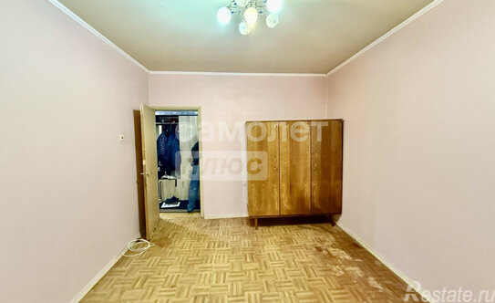 Продажа 3-комн квартиры на вторичном рынке Абрамцевская улица,  д. 5