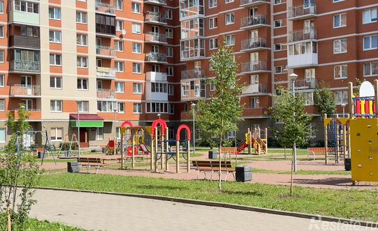 Продажа 1-комн квартиры на вторичном рынке Загородная улица,  д. 43 к4