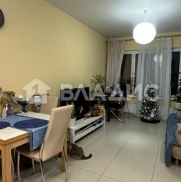 Продажа 1-комн квартиры на вторичном рынке улица Оптиков,  д. 51 к1