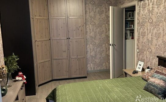 Продажа 3-комн квартиры на вторичном рынке Черноморский бульвар,  д. 4