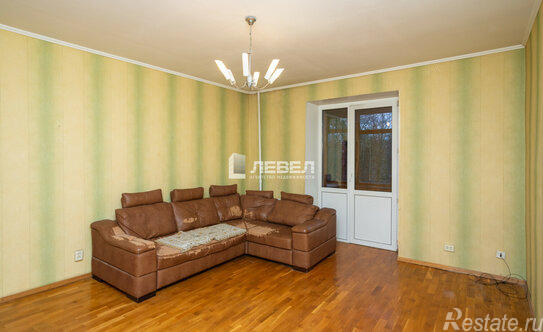 Продажа 4-комн квартиры на вторичном рынке Подольск г, Климовск мкр, Заводская ул,  д. 9/1