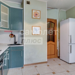 Продажа 2-комн квартиры на вторичном рынке улица Академика Капицы,  д. 22